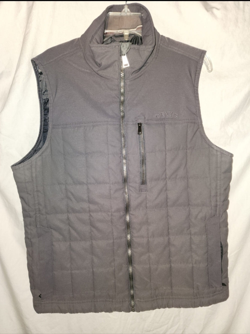 Orvis mens size medium grey quilted full zip classic collection vest